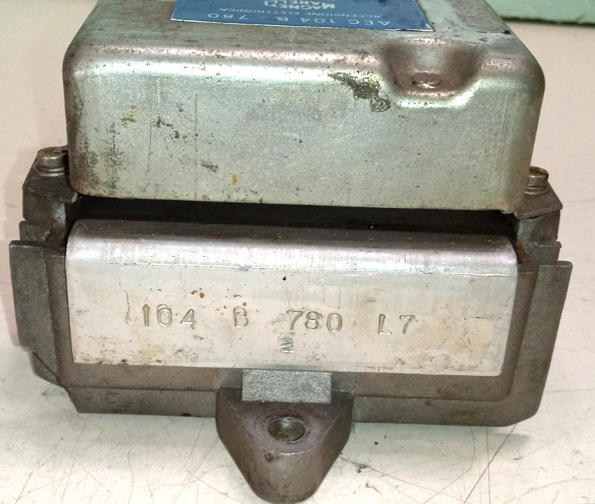 Lamborghini Countach Engine Ignition Box Magneti Marelli_Dinoplex_AEC 104 B 780