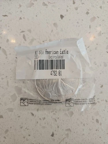 2001  American Silver Eagle 1 oz. Fine Silver .999 (Littleton)