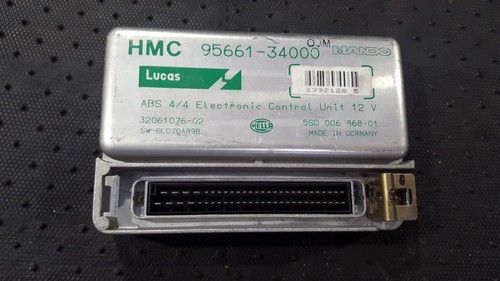 9566134000 Steuergerät ABS 95661-34000  5SD 006 868-01  32061076 DE213433-25