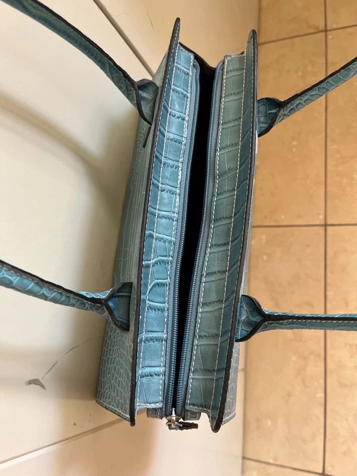 Bolso de mano Tommy Hilfiger verde azulado (aspecto de cuero texturizado) Foto 4 de 4