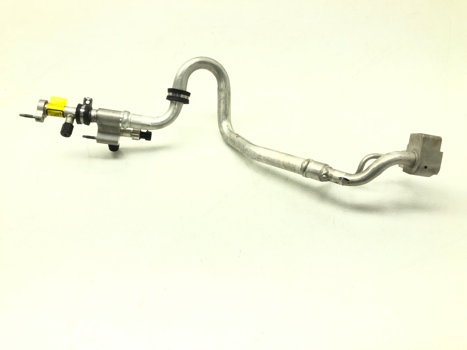 2017-2020 MASERATI LEVANTE A/C TUBE PIPE LINE OEM