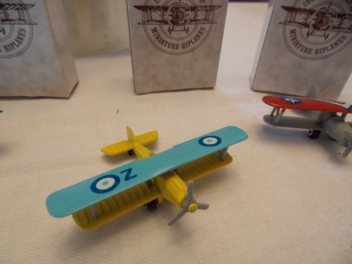 Collectors Set of Miniature Biplanes Boeing Kaydet, Boeing P-12E, Jenny, S.E. 5A - Picture 4 of 7
