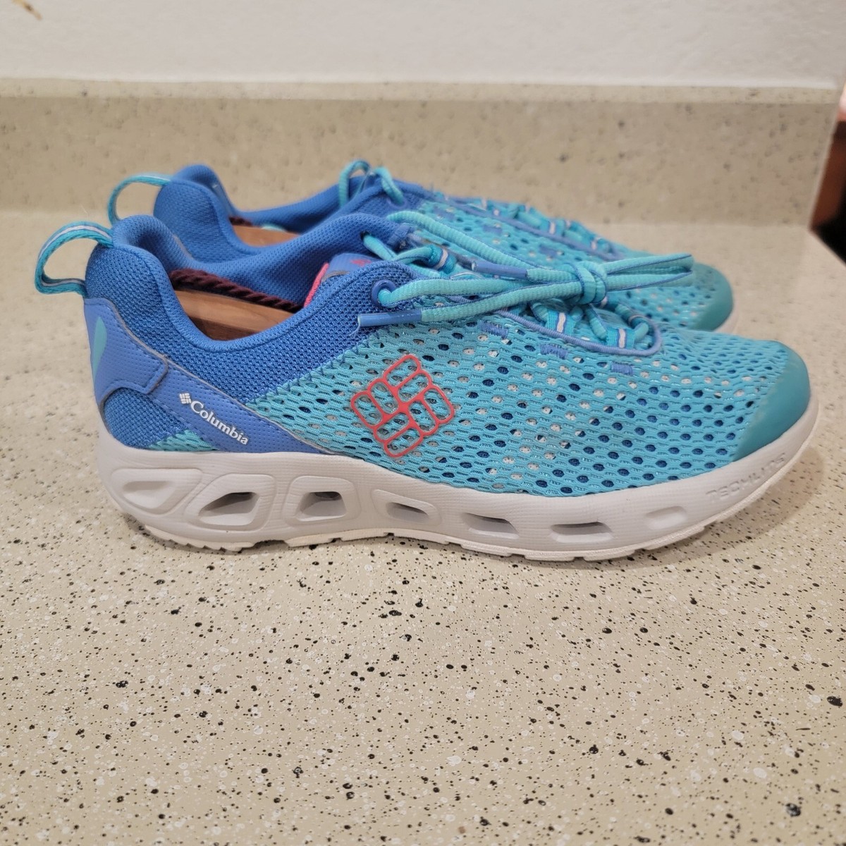 nike columbia blue shoes