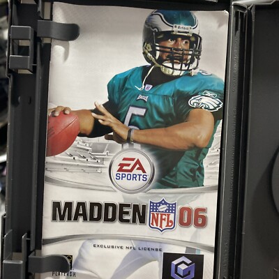 Madden NFL 06 Nintendo GameCube Black Label Complete w