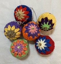 NUOVE 6 palline di Natale all'uncinetto a mano decorazioni decorazioni paillettes regalo Z