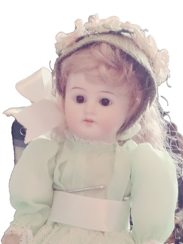 Antique Victorian Lithograph Paper Dolls Trade Card Cut And