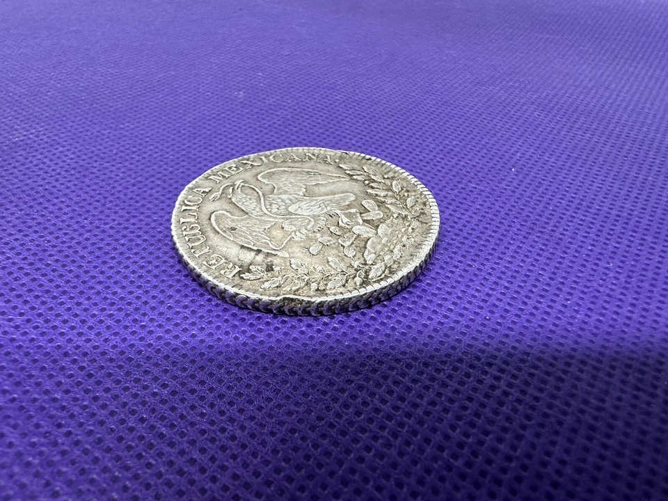 Moneda mexicana de 8 reales de plata PI JS 1835 Foto 2 de 4