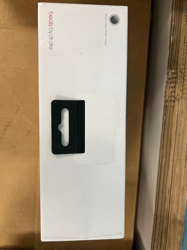 Beats Pill+ Portable Wireless Enhanced Speaker Stereo Bluetooth 12 Hr Microphone - Picture 6 of 13