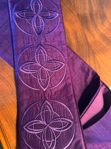 WomenSpirit Purple Stole
