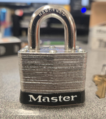 MASTER LOCK (3KABLK) COMMERCIAL PADLOCK KEYED ALIKE (BOX OF 6)