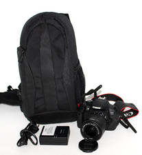 Canon EOS 700D 18MP Digitalkamera - (Kit mit EF-S 18-55-mm 1:3,5-5,6 IS STM)