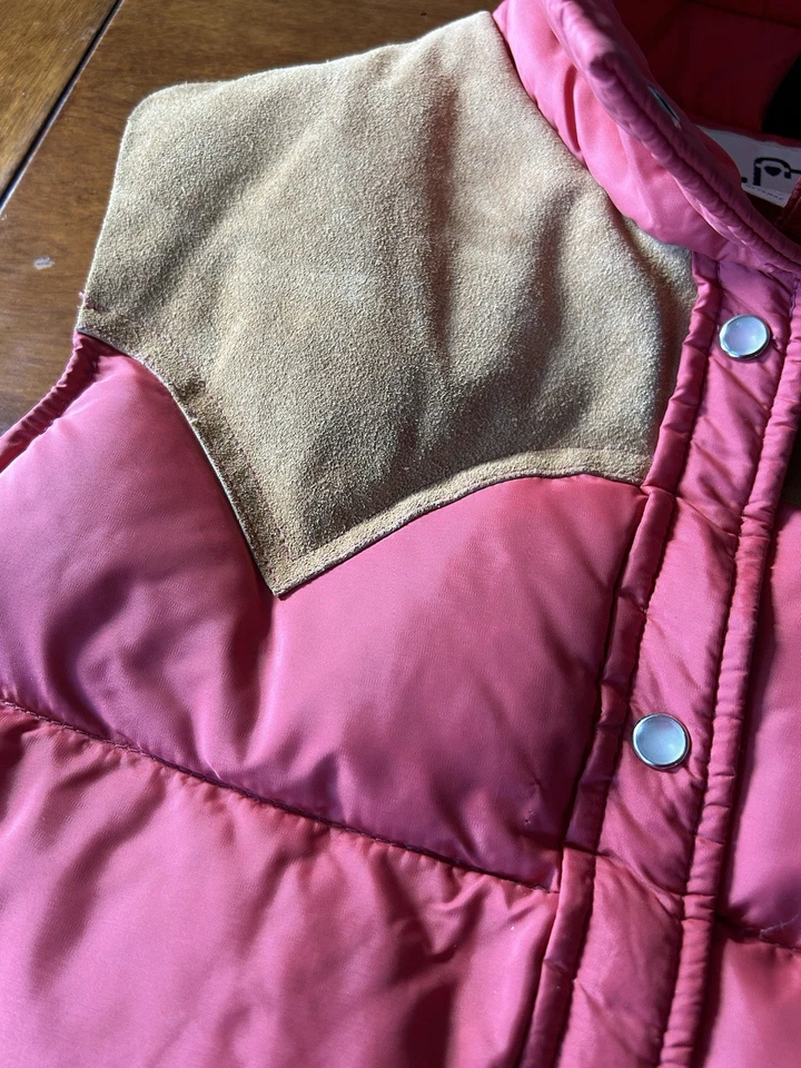 Vintage Woolrich Western Down Vest with Suede Yoke Down Vest Salmon Pink Nylon - Image 2 of 4