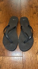 Sanuk Women's Yoga Mat Flip Flops Sandals Size 10 Thong Beach Casual NWOT