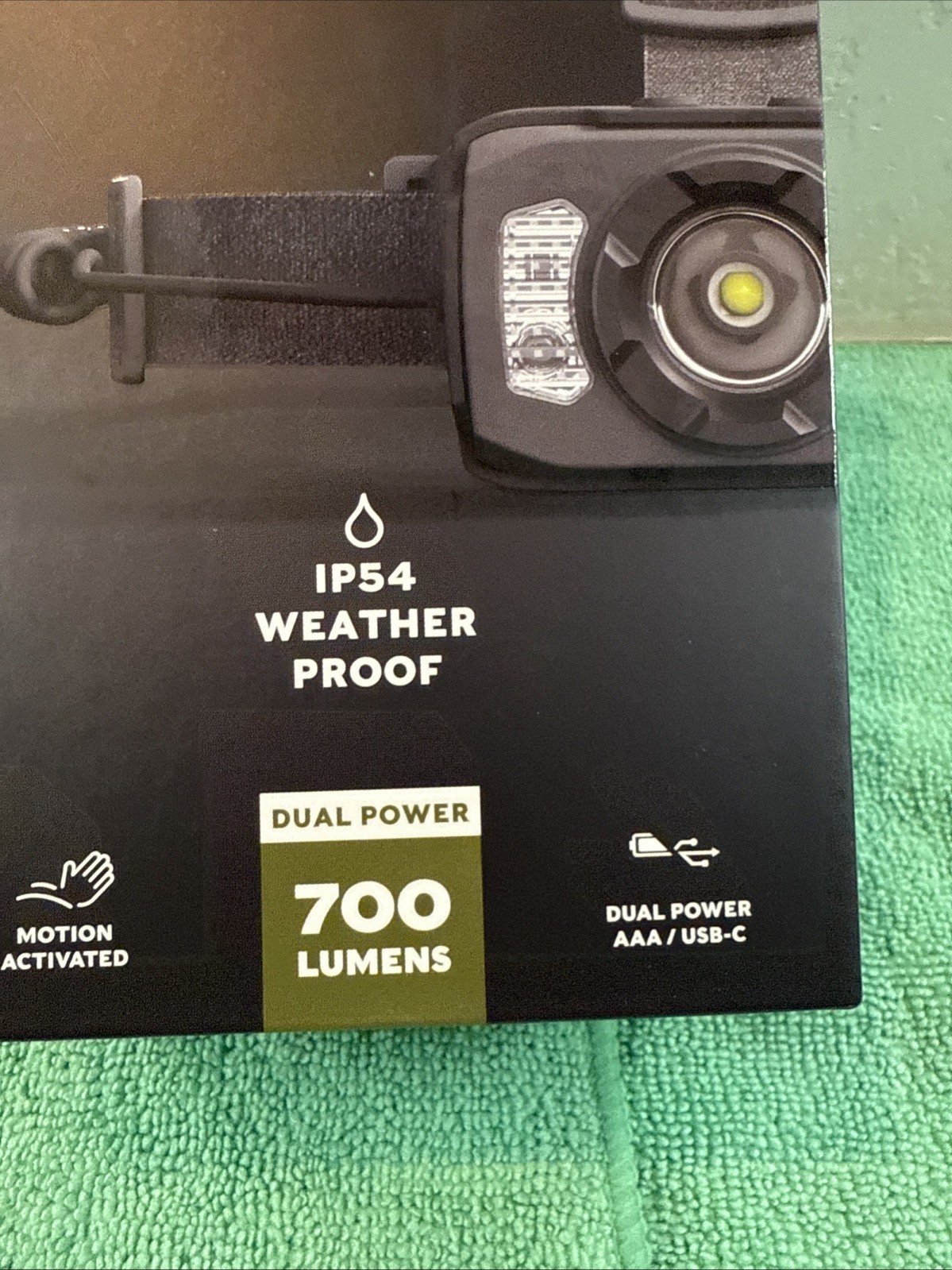 Swiss Tech Ruhrig 680-Lumens Rechargeable Dual Power Motion Activated Headlamp