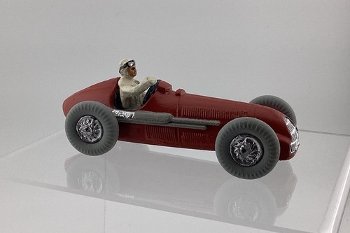 Trevor Wright TW Model Hand Painted Assembled Alfa Romeo 158 "Alfetta" 1950 - Picture 3 of 5