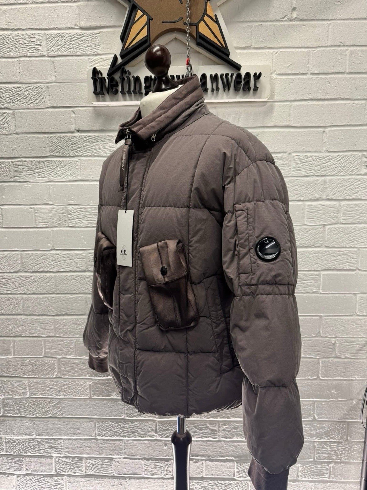 CP Company 204A Flatt Nylon down jacket in Purple Dove  - Rrp £1150 -  Small. thumbnail 7