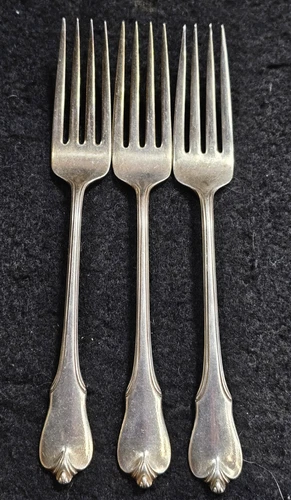 WALLACE GRAND COLONIAL, STERLING SILVER, 5.2OZ, SET OF 3 FORKS, 4 TINE, NO MONO