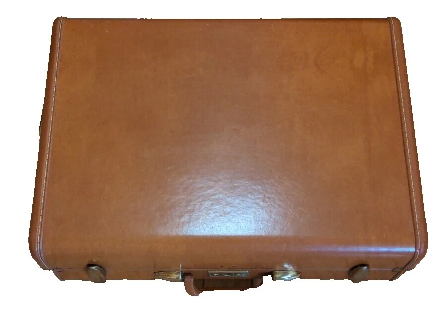 Brown 1940s Vintage Suitcases Travel Accessories