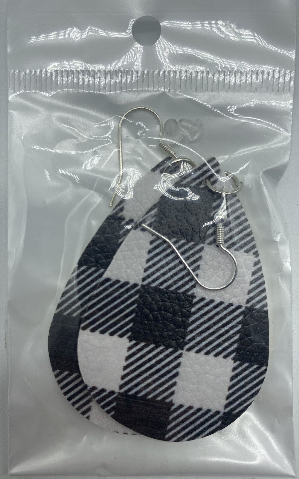 New Plaid Teardrop Dangle Faux Leather Earrings Black/White