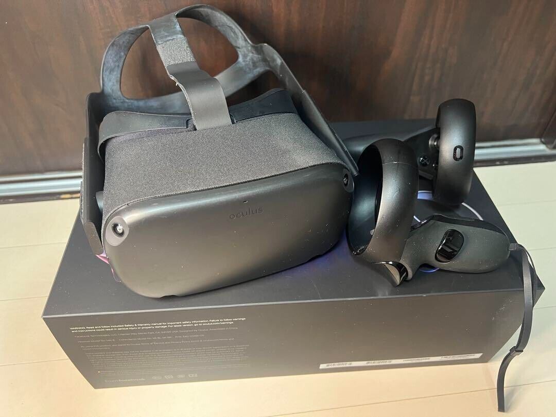 Oculus Quest 64GB VR Headset All-In-One Game Headset System 