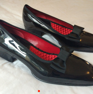 patent leather opera pumps