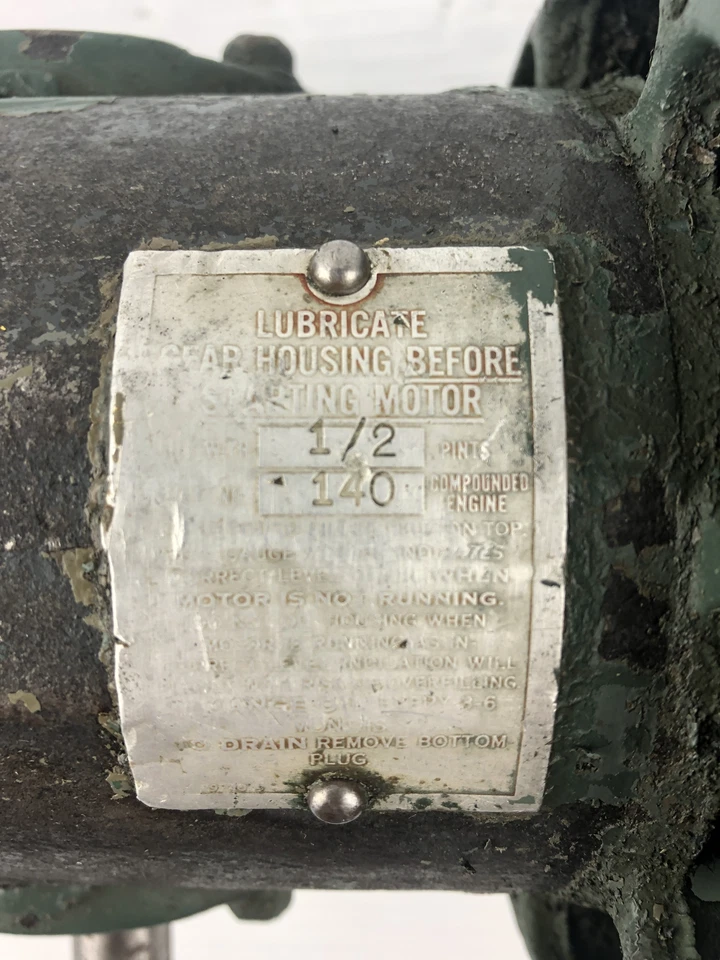 Motorreductor 1/4HP 7GF711AD2KA 1725RPM 3PH 208-220/440V 1.1/.55A 60Hz 5K33GG323 Foto 3 de 4