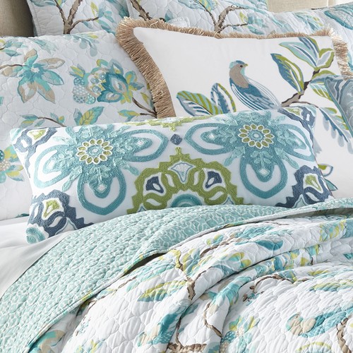 Cressida Medallion Decorative Pillow - Levtex Home - 第 2/3 張圖片