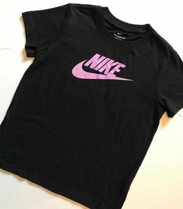 pink and black nike t shirt
