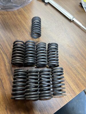 NOS Continental F-135 F163 Cylinder Valve Springs  Per Spring