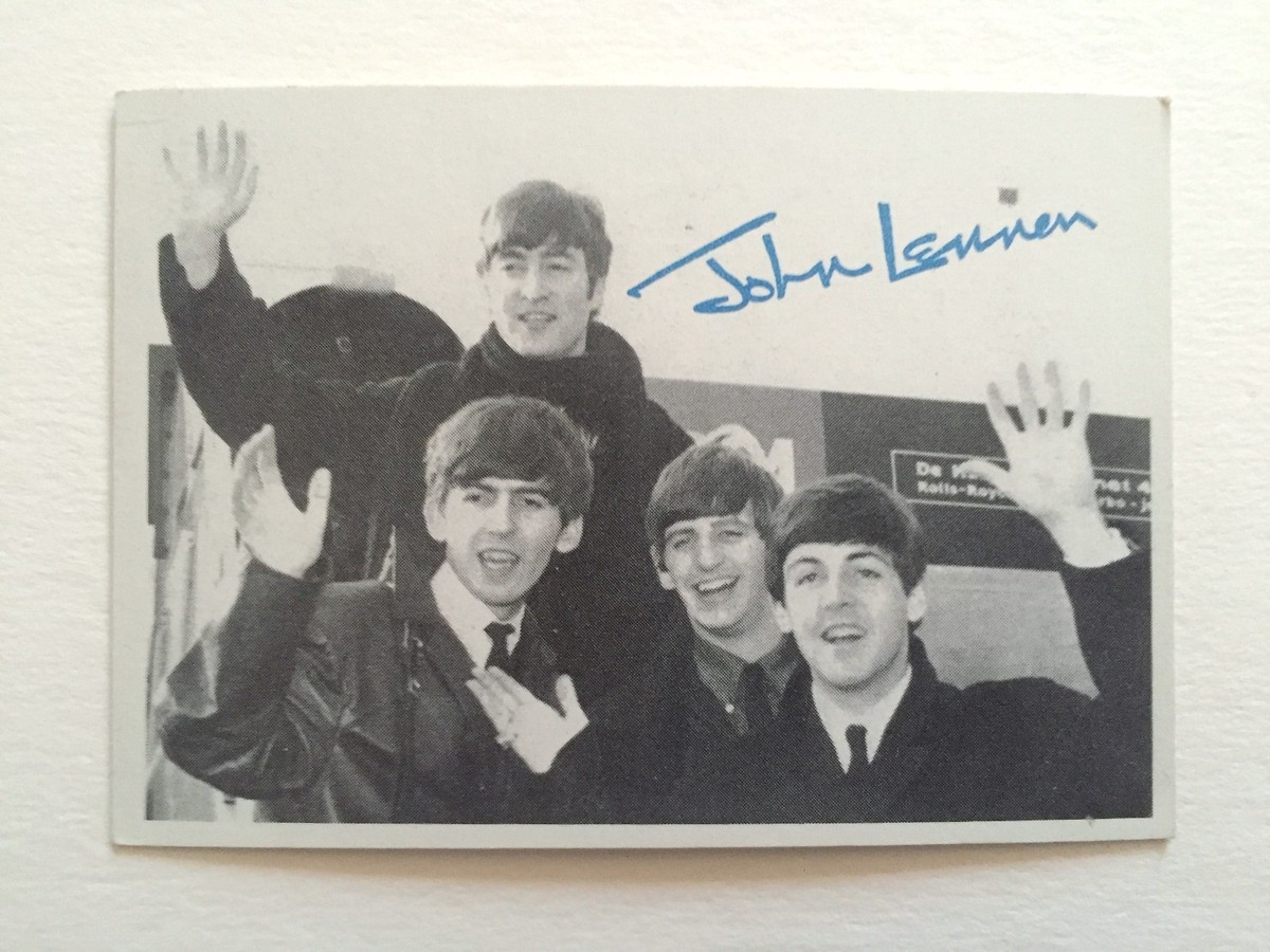 VINTAGE 1964 TOPPS BEATLES 3RD SERIES B&W SIGNATURE TRADING