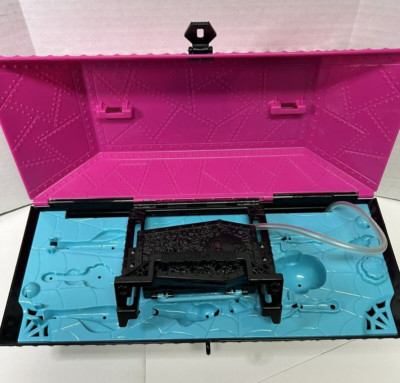Monster High Create A Monster Design Lab Coffin 2011 Mattel Never Used No Doll