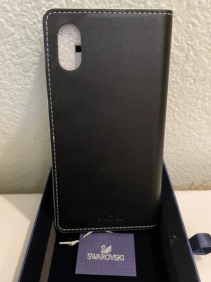 Funda Cartera Swarovski iPhone X con un bolsillo para tarjeta de crédito y espejo. Foto 4 de 4