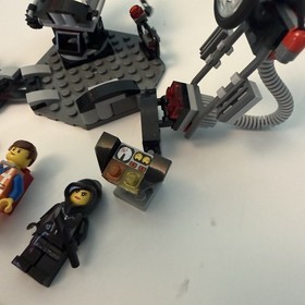 The LEGO Movie: Melting Room (70801), Complete w/manual  + All minifigs Retired