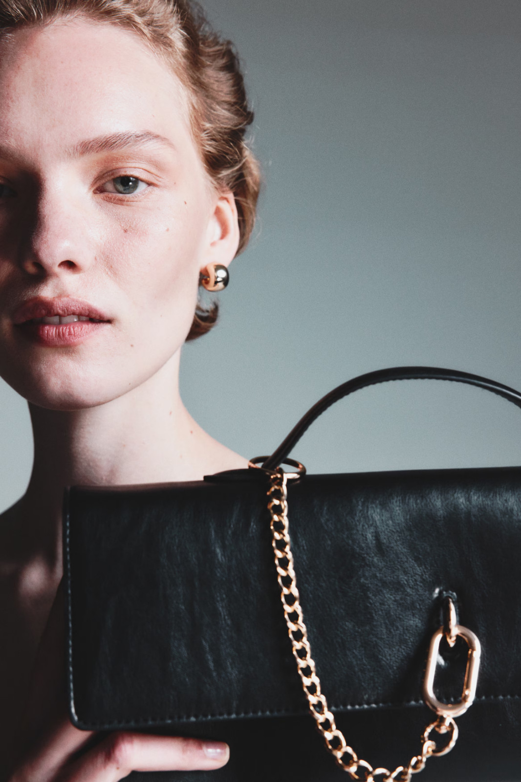 H&M Rectangular Crossbody Bag Black Flap Type & Oval Carabiner Hook thumbnail 4