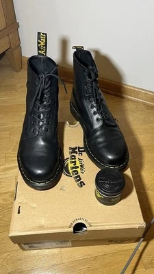 Men Dr. Martens Boots Black Leather 43 #7L7B - Bild 1 von 4