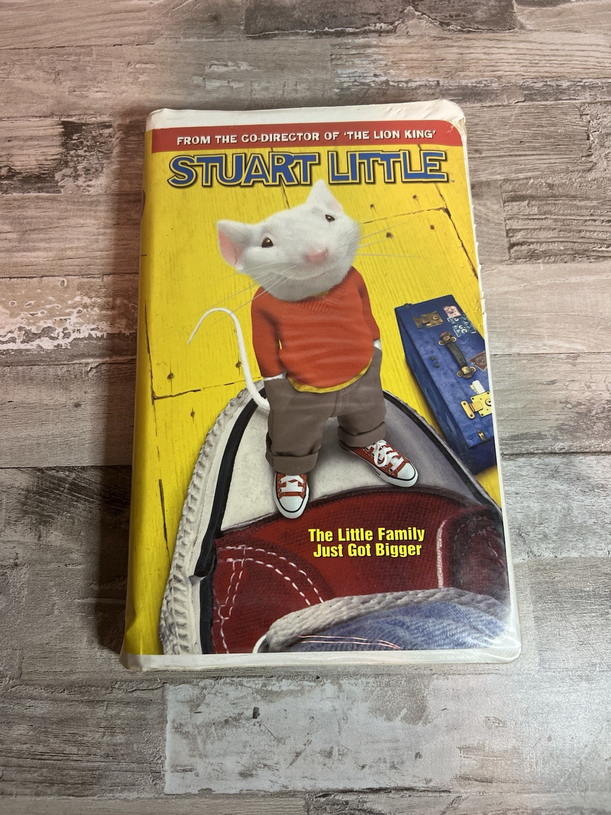 Stuart Little (VHS, 2000, Clamshell Case Closed Captioned)