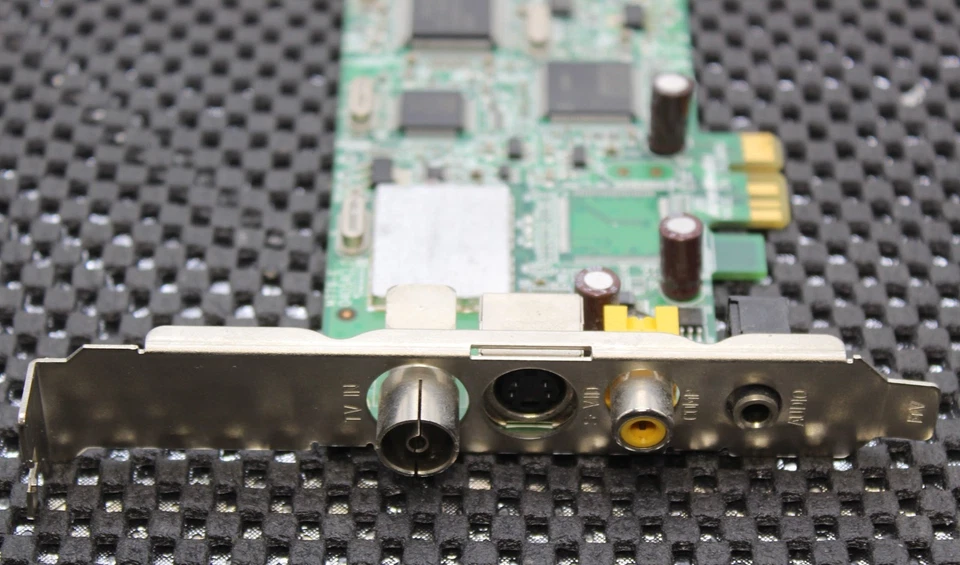 Dell PCI-e TV Tuner Card MK536 0MK536 - Card Only - Image 3 of 4