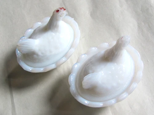 Vintage Set of 2 Westmoreland Milk Glass Miniature Hen on Nest Salt Cellars