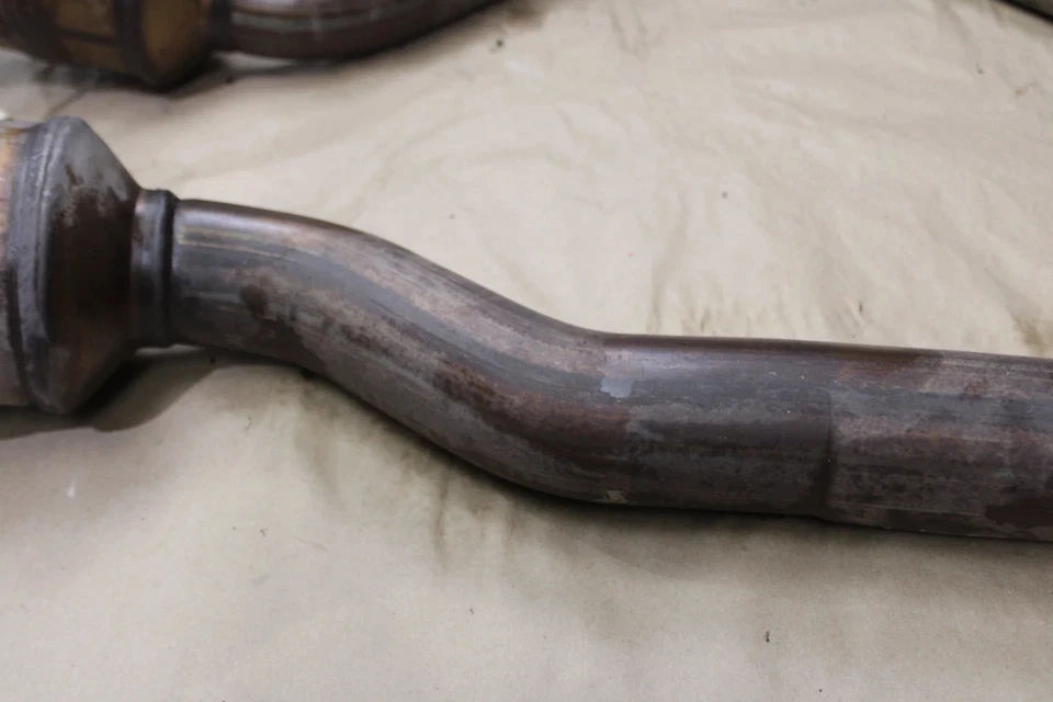 15-20 Dodge Charger Challenger SRT Hellcat R/T Scat Pack 392 6,4 L 6,2 L Downpipes Foto 4 de 4