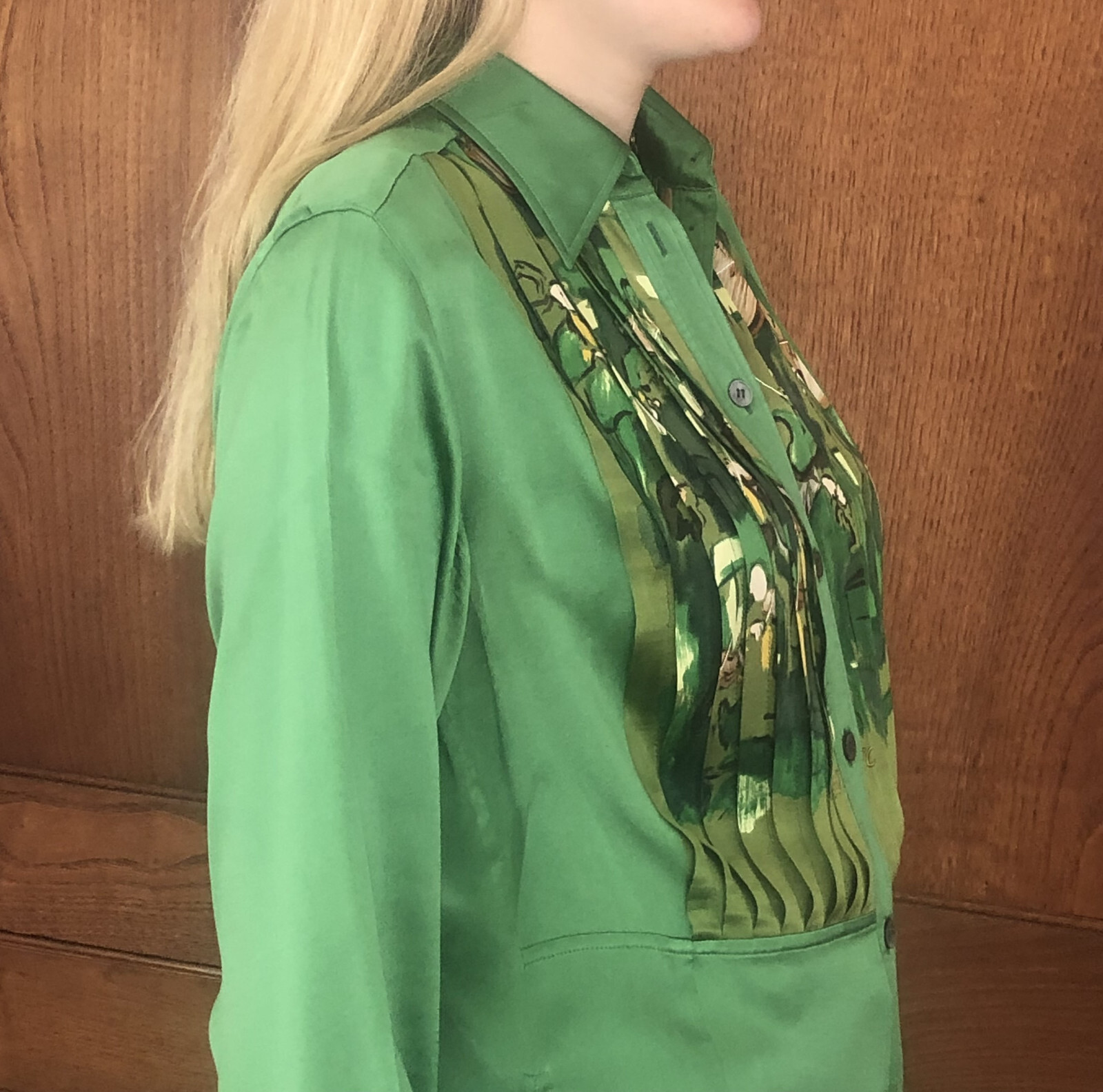 Vintage rare Hermes emerald green silk shirt, pintucked with Jazz age detailing  image 3