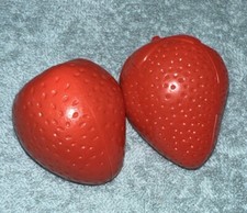 Lot Of 2 Plastic Strawberries Pretend Play Fake Food Child s Toy