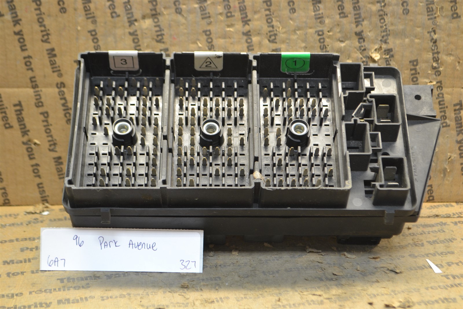 1996 Buick Park Avenue Fuse Box Junction PA66GF14 Module 3276A7 eBay