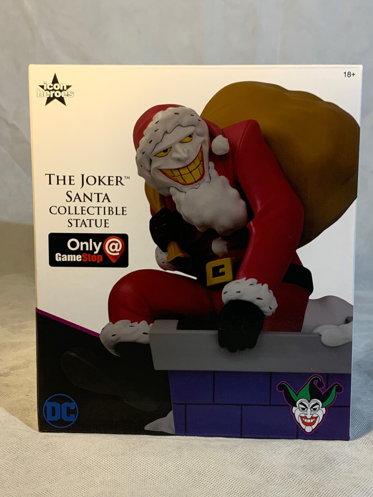The Joker Santa Collectible Statue by Icon Heroes (0552/4014) New Never