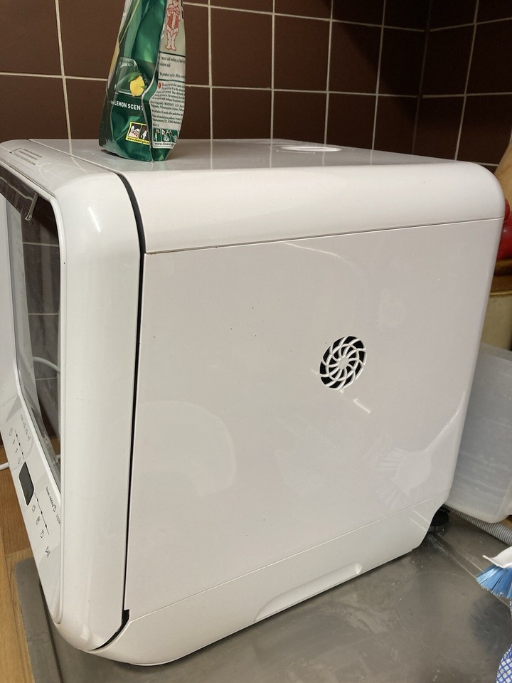 electriQ Freestanding Mini Table Top Dishwasher with Glass Front