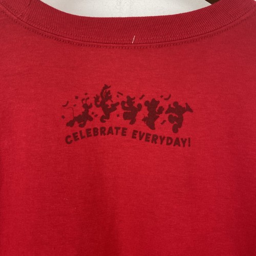Walt Disney World size 2XL Red Celebrate Everyday Short Sleeve T-shirt NWT - Picture 6 of 7