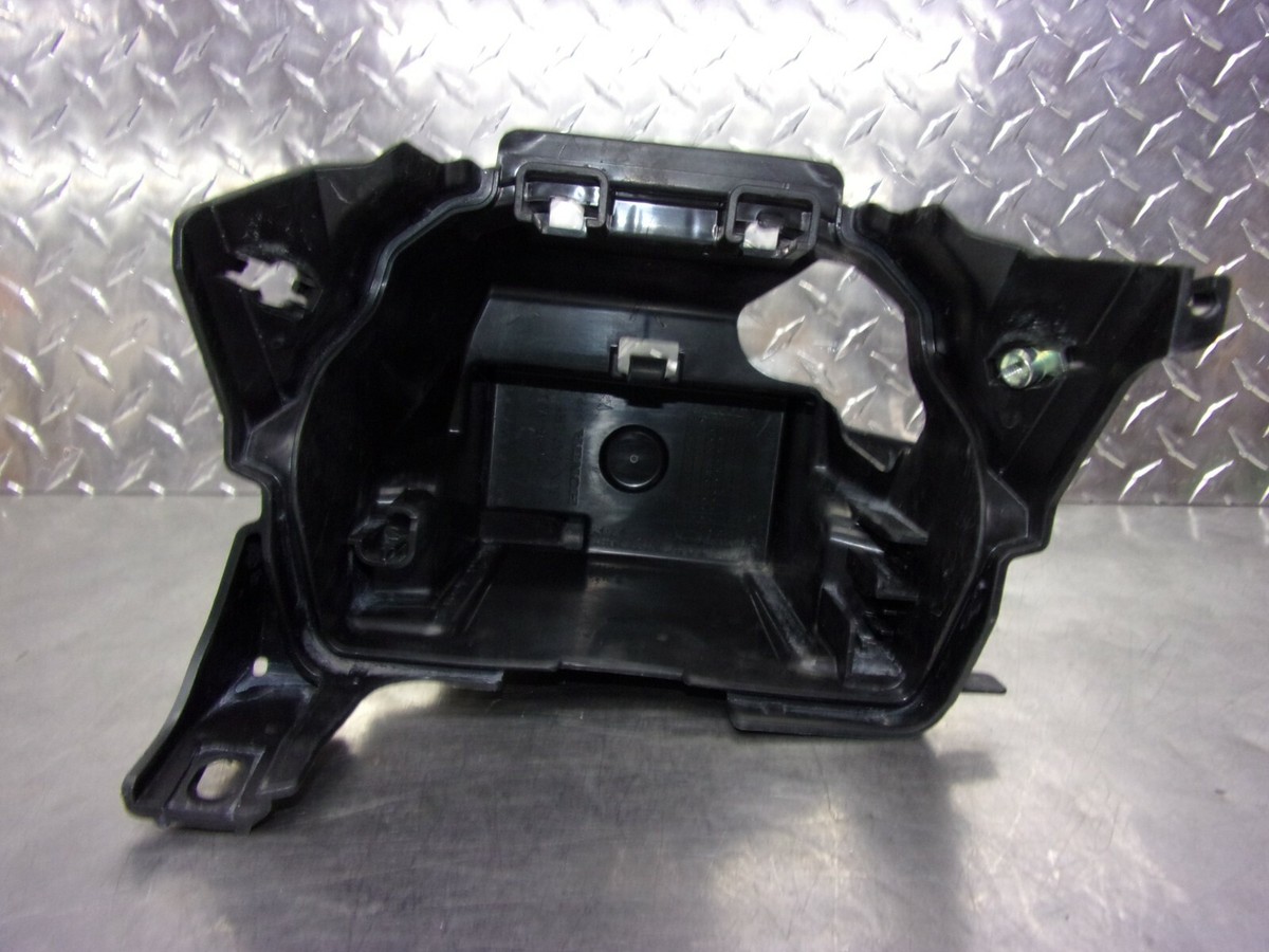 606 A HONDA PCX 150 2020 OEM BATTERY BOX