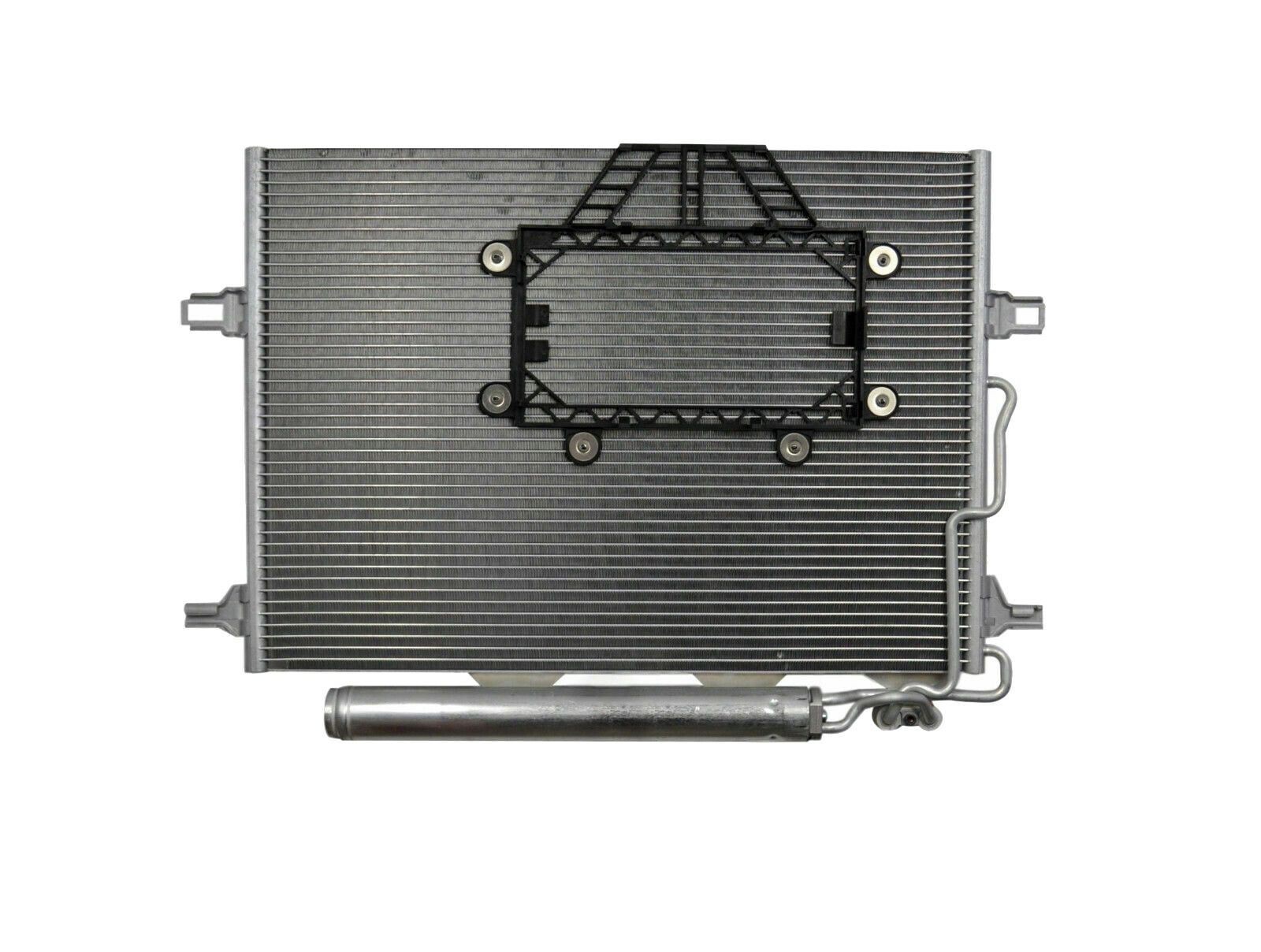 Condensateur de clim performant pour rafraîchir la Mercedes Classe E 2115000554