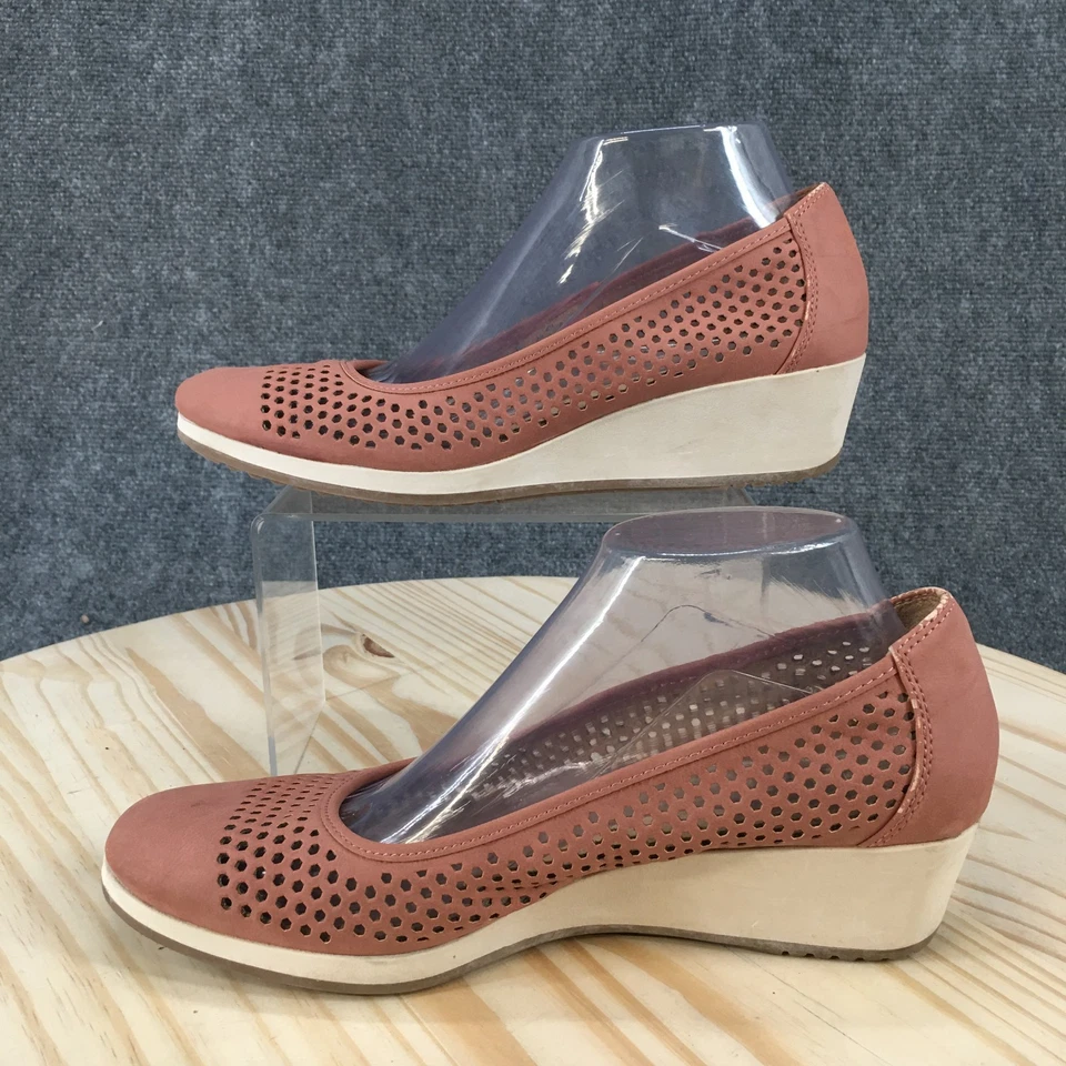 Zapatos Naturalizer Mujer 9M Brylee Pump Rosa Perforado Imitación Cuero Tacones de Cuña Foto 2 de 4