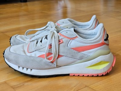Women's Reebok Suede Forte Racer Ortholite Sneakers Coral Pink Yellow Cream Sz 8