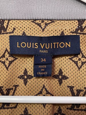 e9 LOUIS VUITTON フランス製　綿100%  チノパン　34 e9 LOUIS VUITTON フランス製 綿100% チノパン 34 e9 LOUIS